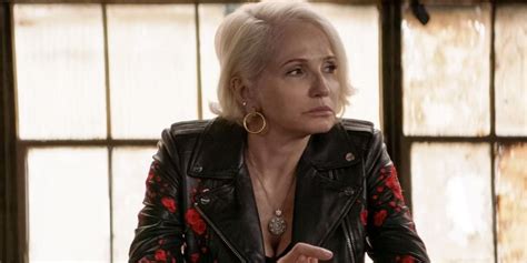 Ellen Barkin: Net Worth, Age, Height & Everything You Need To。